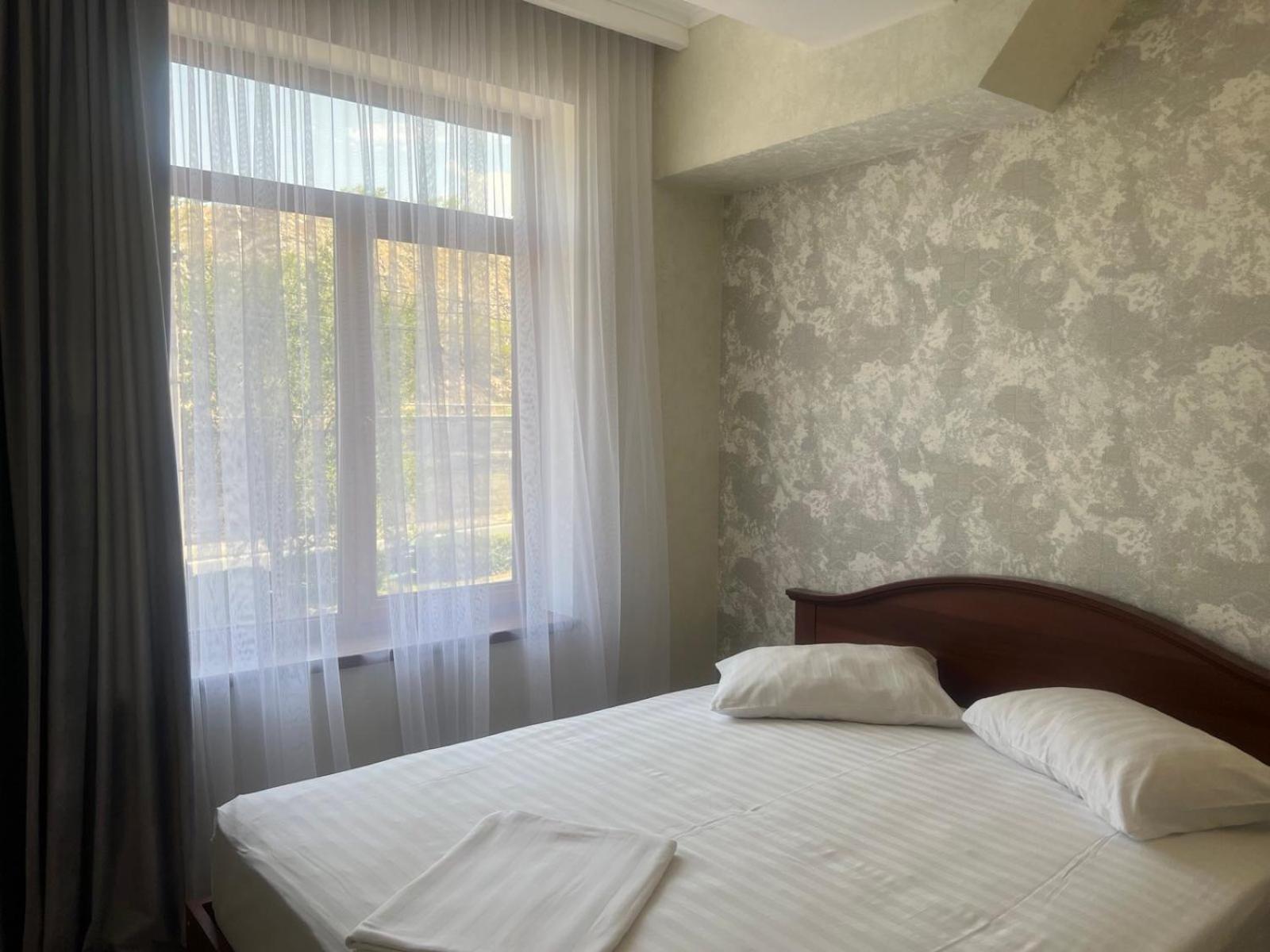 Park Avenue Hotel יירבאן מראה חיצוני תמונה