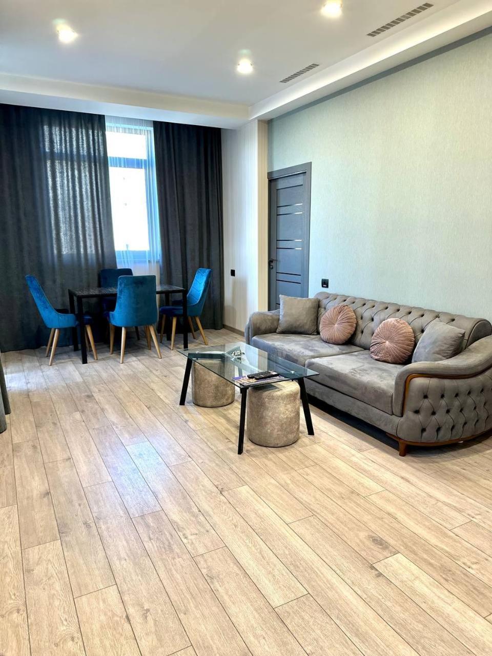 Park Avenue Hotel יירבאן מראה חיצוני תמונה