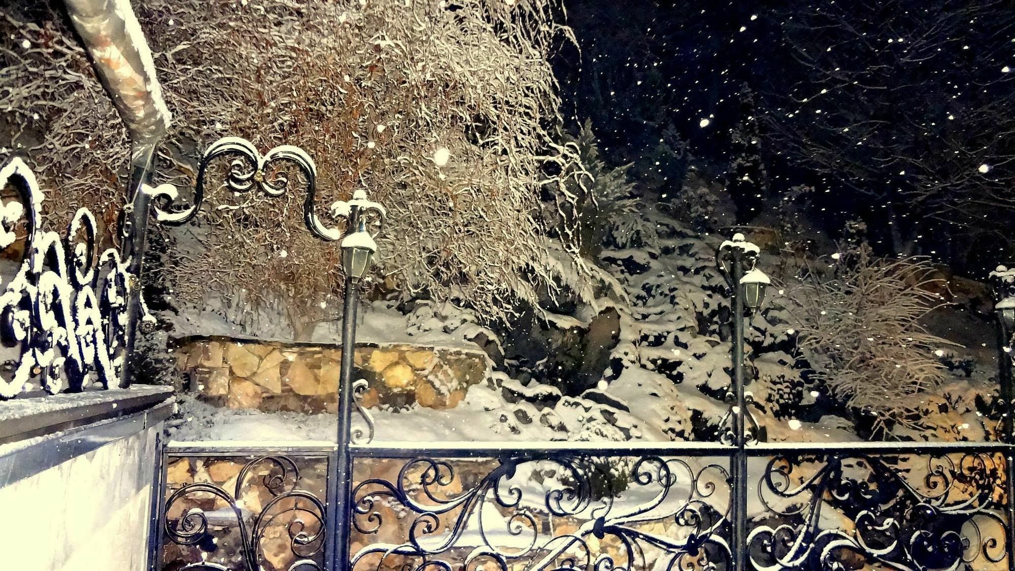 Park Avenue Hotel יירבאן מראה חיצוני תמונה